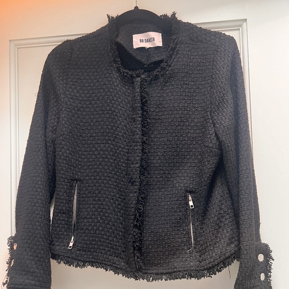 Bb Dakota lady tweed jacket size 2